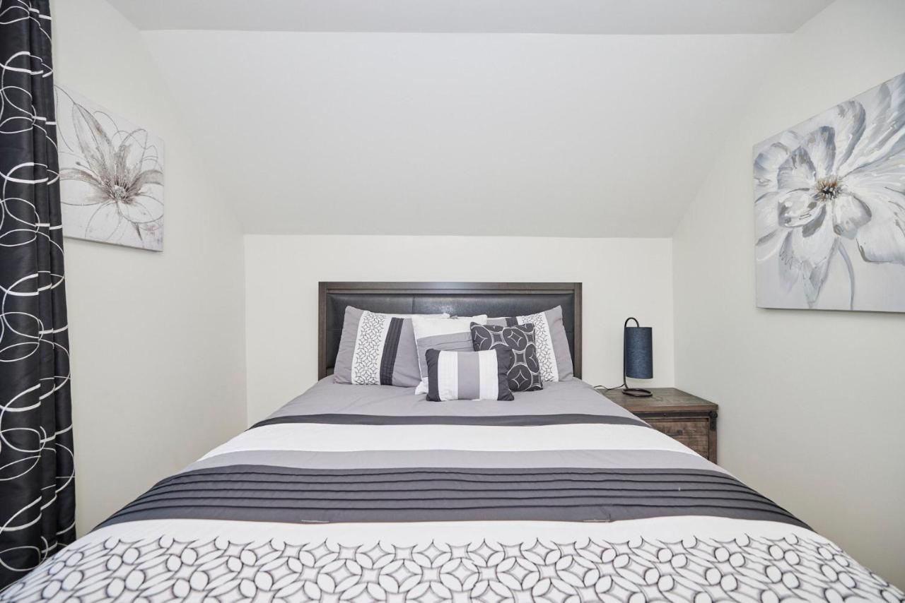 Clifton Hill Luxury